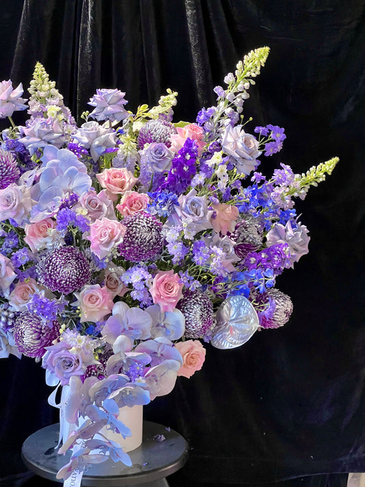 Love's Ambition - Luxury Table Arrangement 许我耀眼豪华版桌花