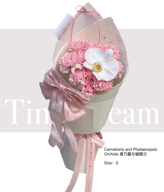 Carnations and Phalaenopsis Orchids 康乃馨与蝴蝶兰   